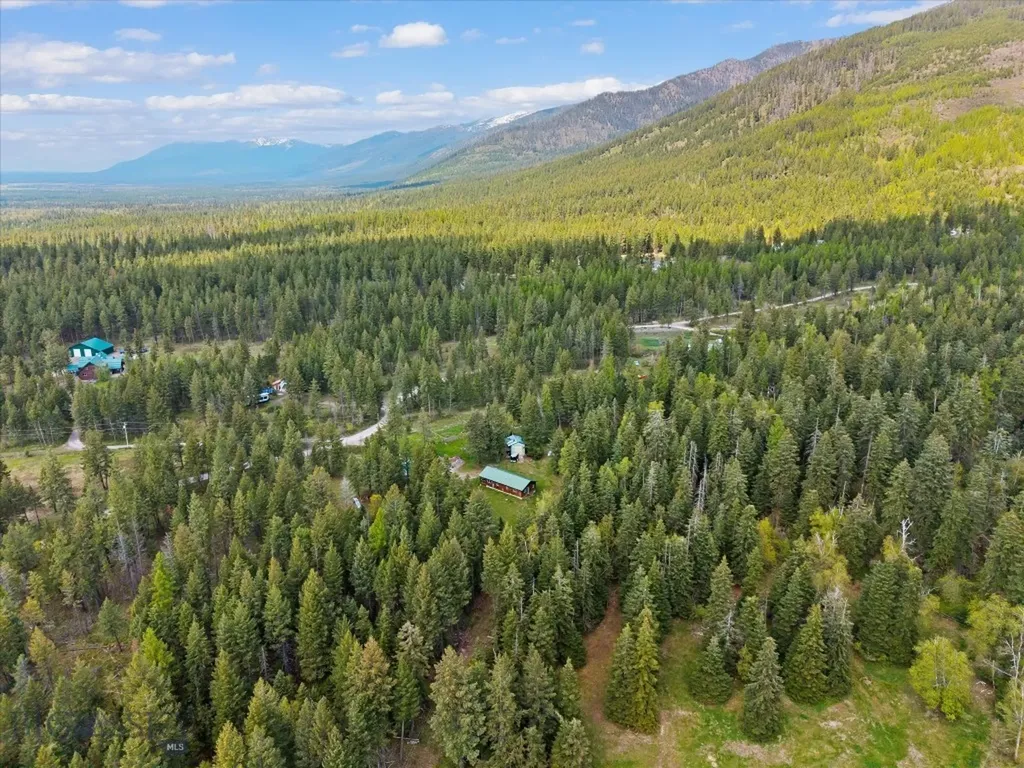 12820 Red Owl Trail Bigfork MT 59911