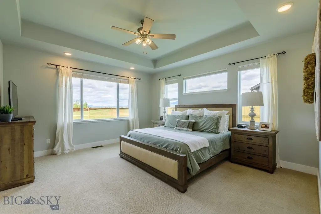 1514 Twodot Lane Belgrade MT 59714