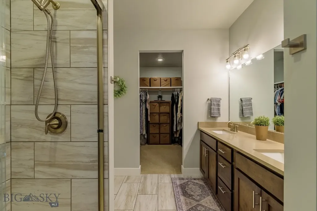 1514 Twodot Lane Belgrade MT 59714
