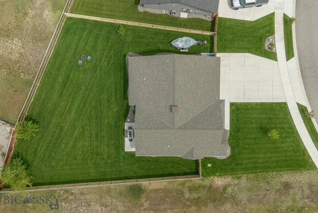 1514 Twodot Lane Belgrade MT 59714
