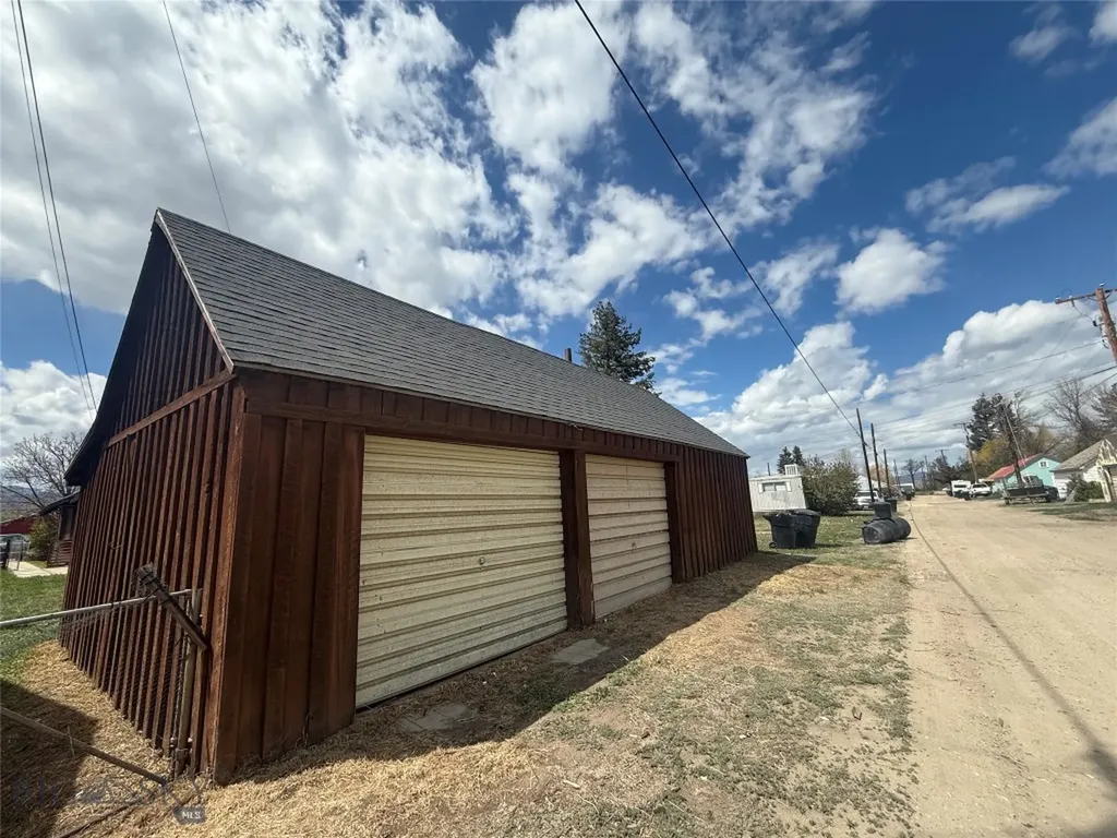215 2nd Deer Lodge MT 59722