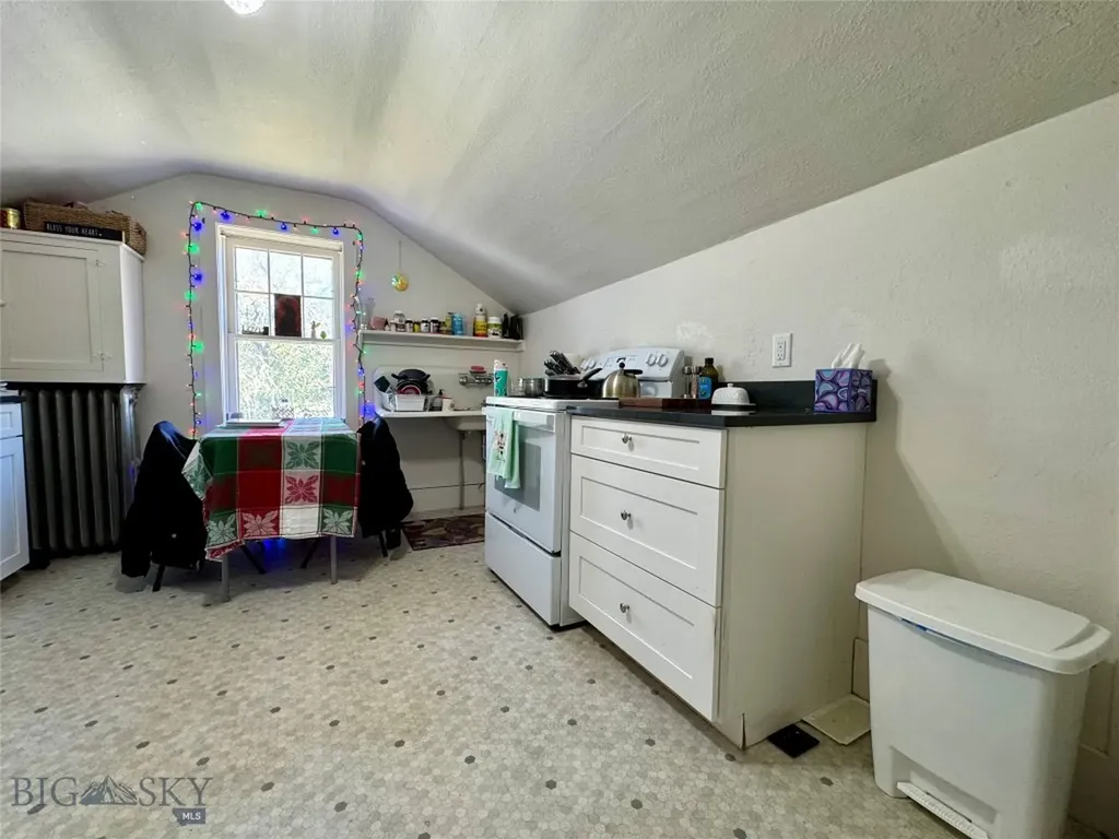 119 N 7th Street Livingston MT 59047