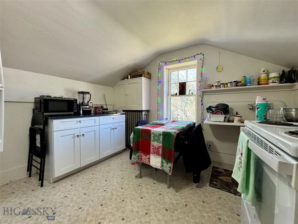 119 N 7th Street Livingston MT 59047