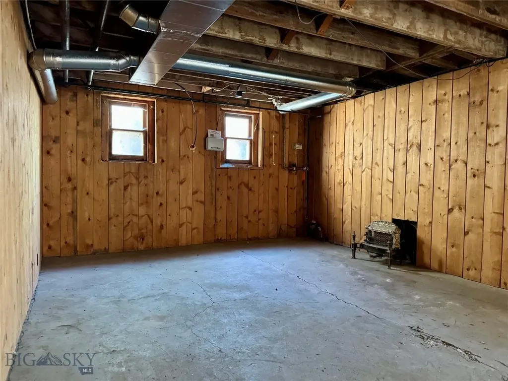 119 N 7th Street Livingston MT 59047