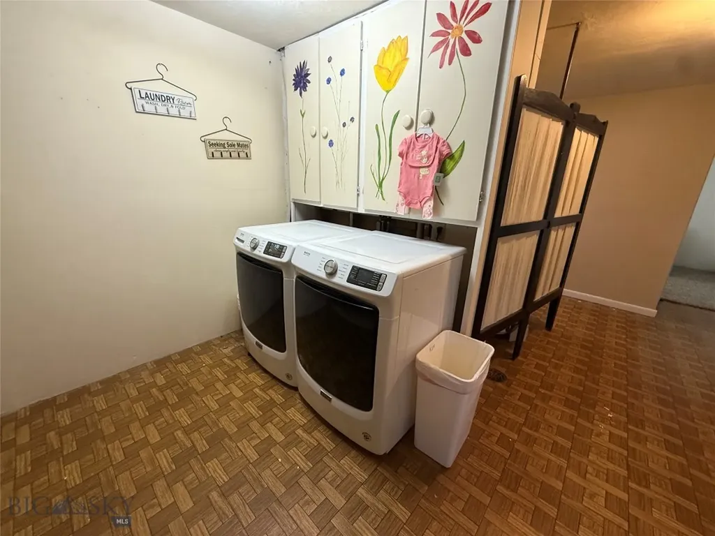 212 W 9th Big Timber MT 59011