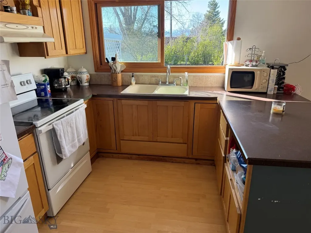 212 W 9th Big Timber MT 59011