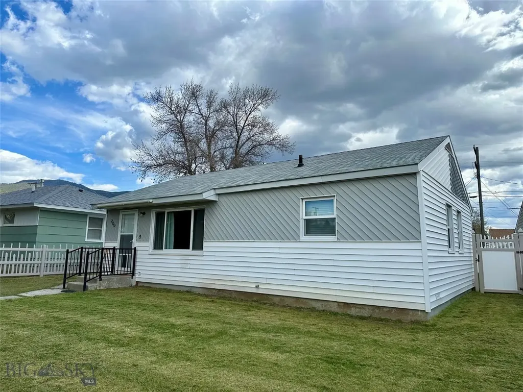 2810 Street Ann Street Butte MT 59701