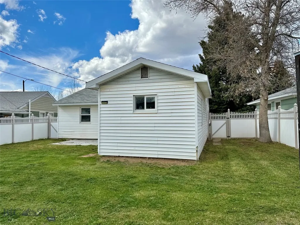 2810 Street Ann Street Butte MT 59701