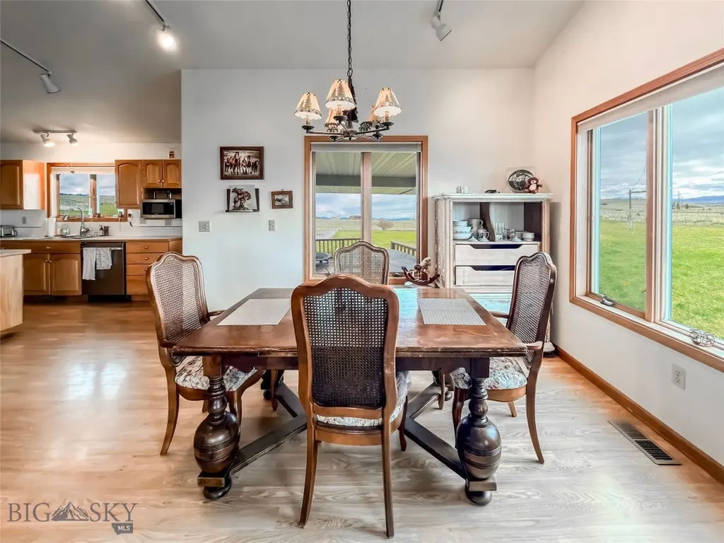 1910 No Creek Court Helena MT 59602