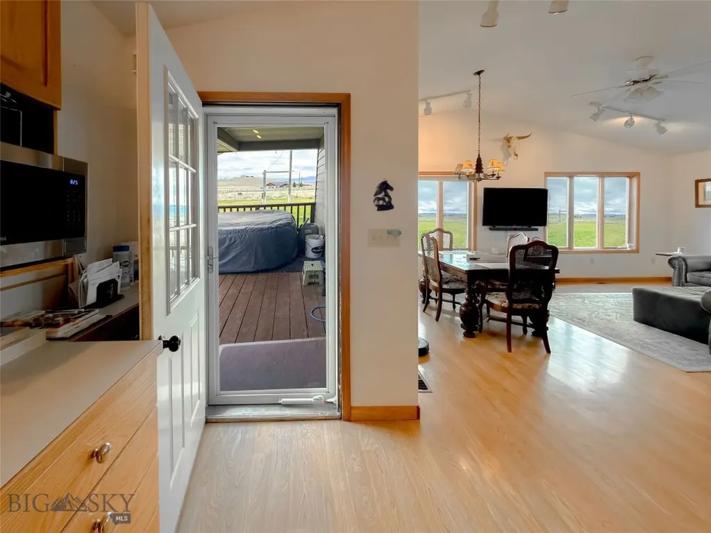 1910 No Creek Court Helena MT 59602