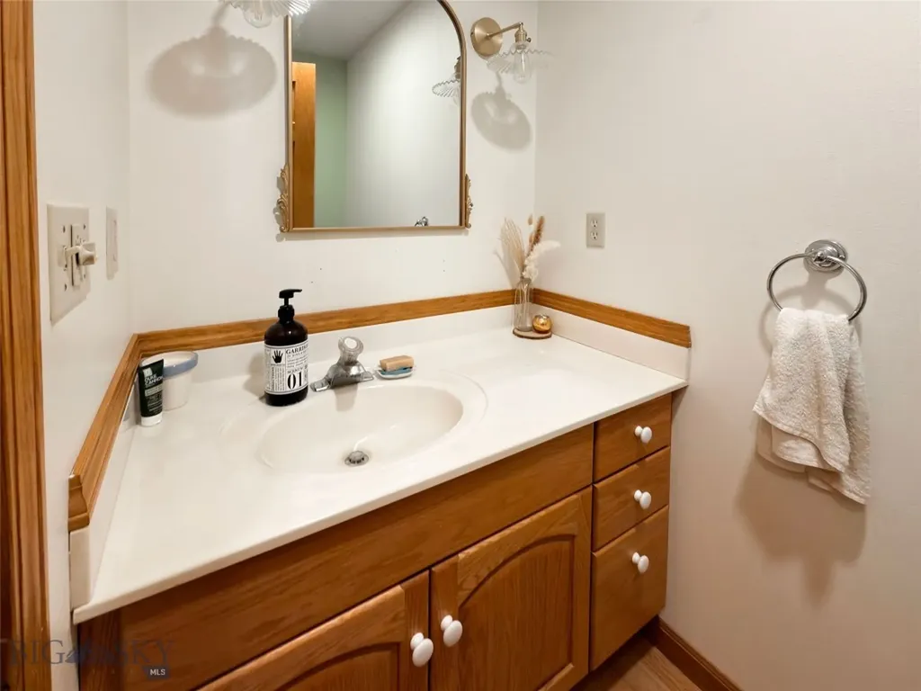 1910 No Creek Court Helena MT 59602