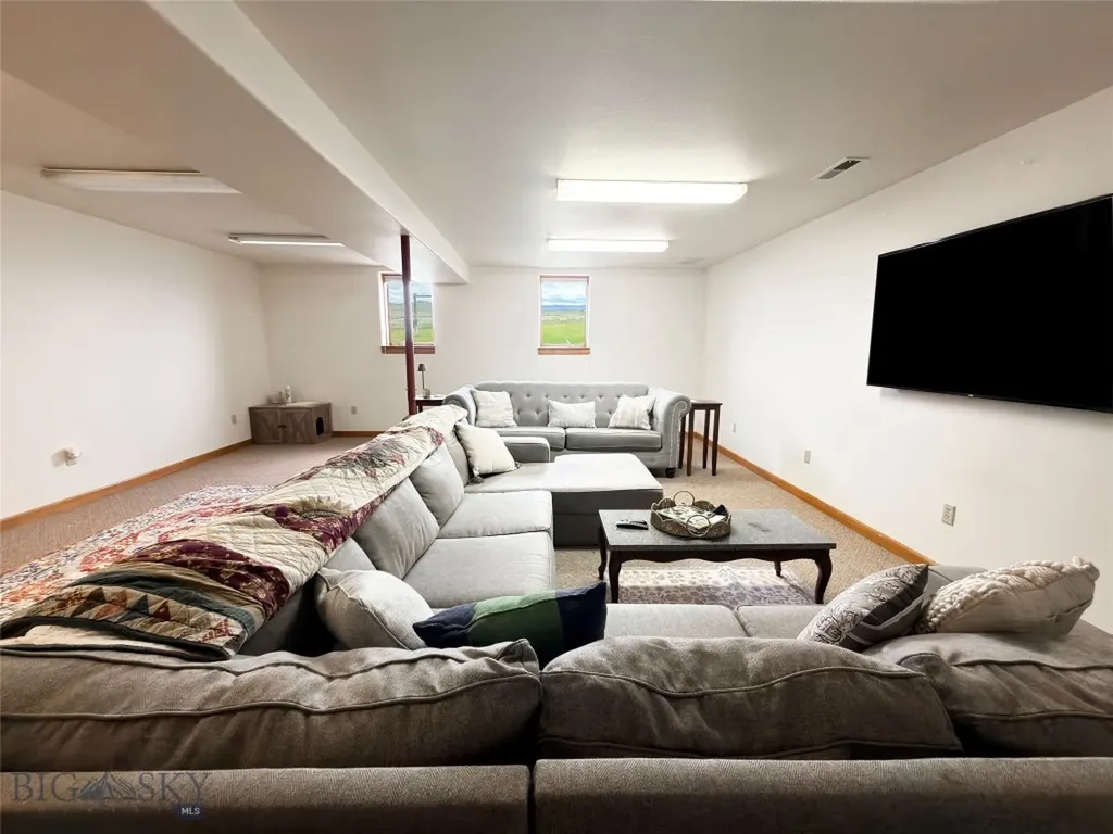 1910 No Creek Court Helena MT 59602