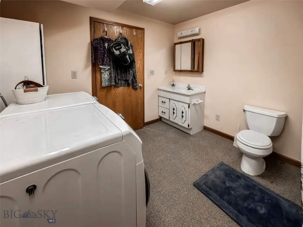 1910 No Creek Court Helena MT 59602