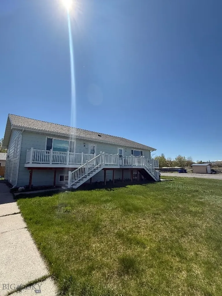 Livingston MT 59047