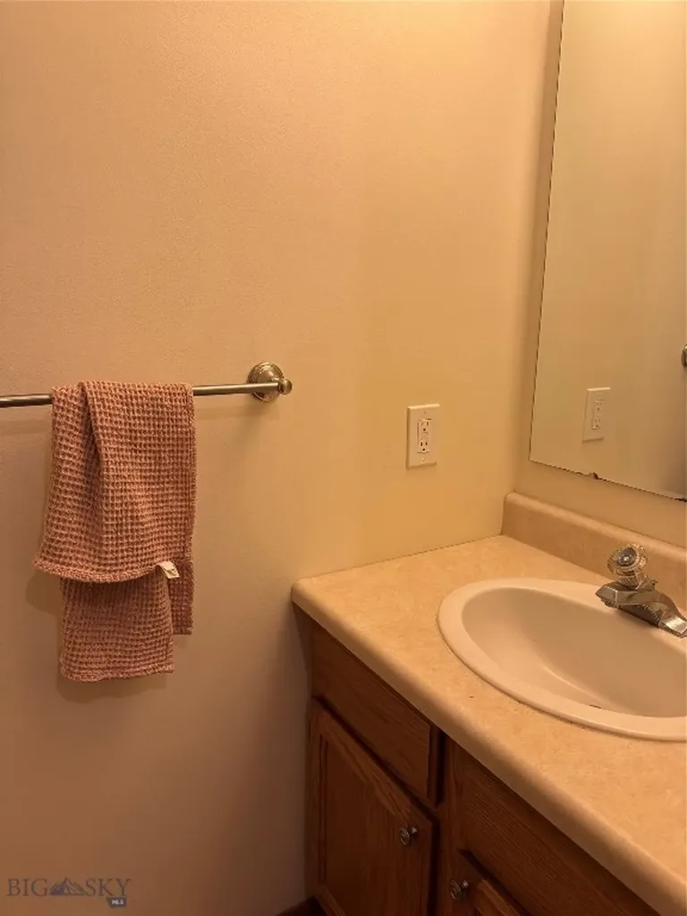 1611 W Koch Bozeman MT 59715