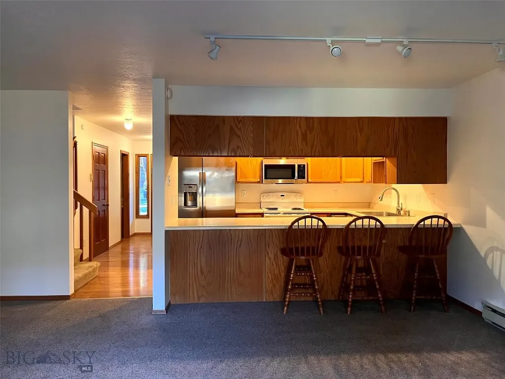 1611 W Koch Bozeman MT 59715