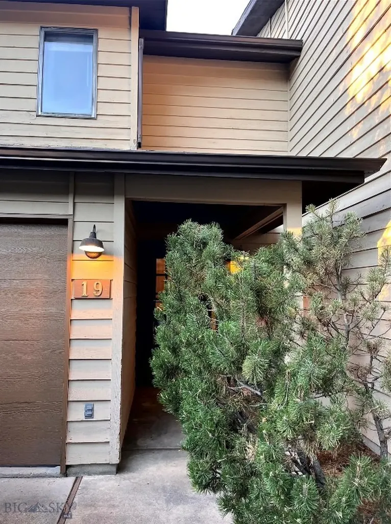 1611 W Koch Bozeman MT 59715