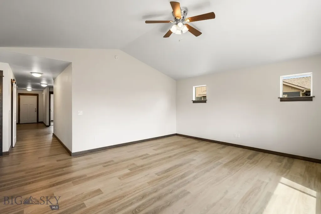 1514 Oakwood Belgrade MT 59714