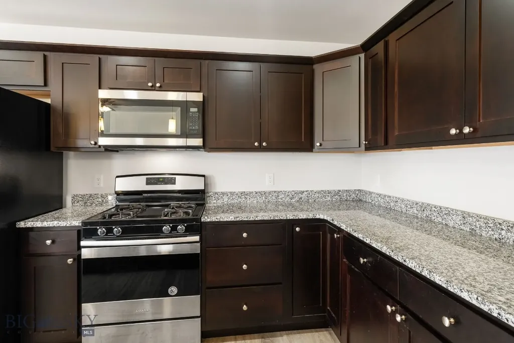1514 Oakwood Belgrade MT 59714