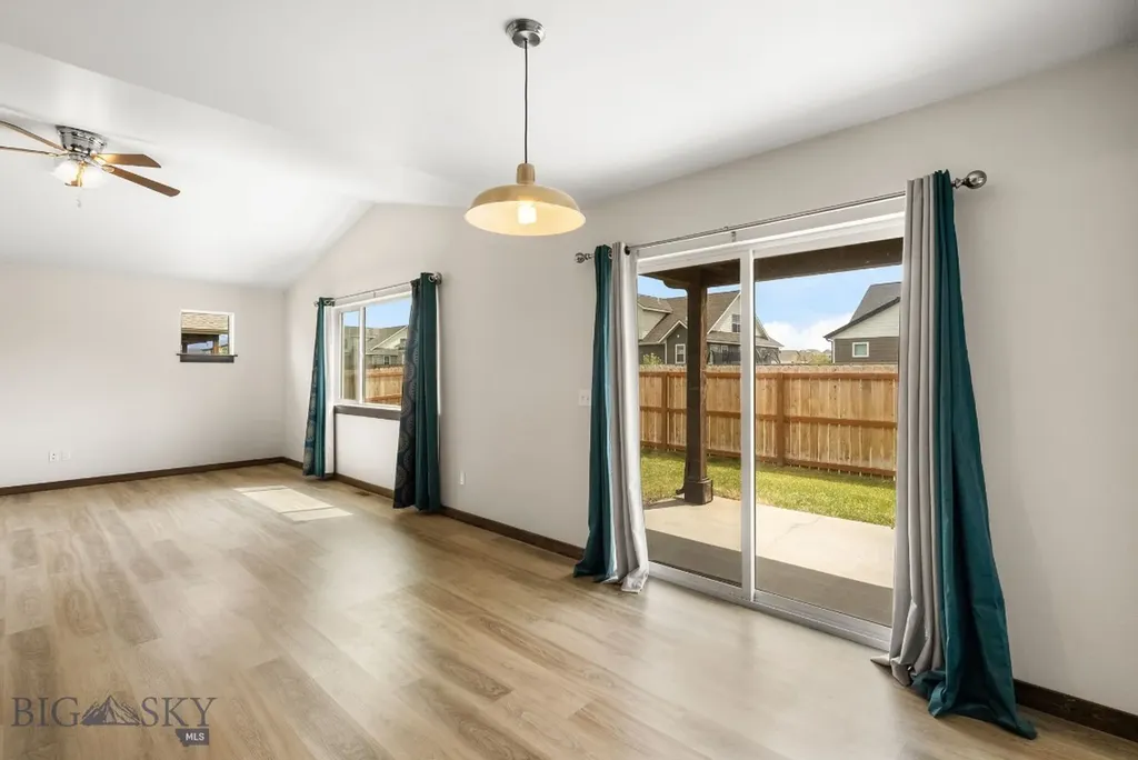 1514 Oakwood Belgrade MT 59714