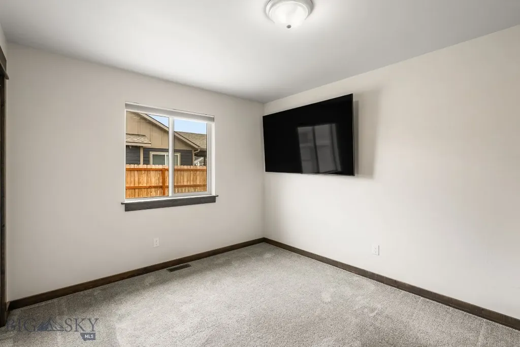 1514 Oakwood Belgrade MT 59714