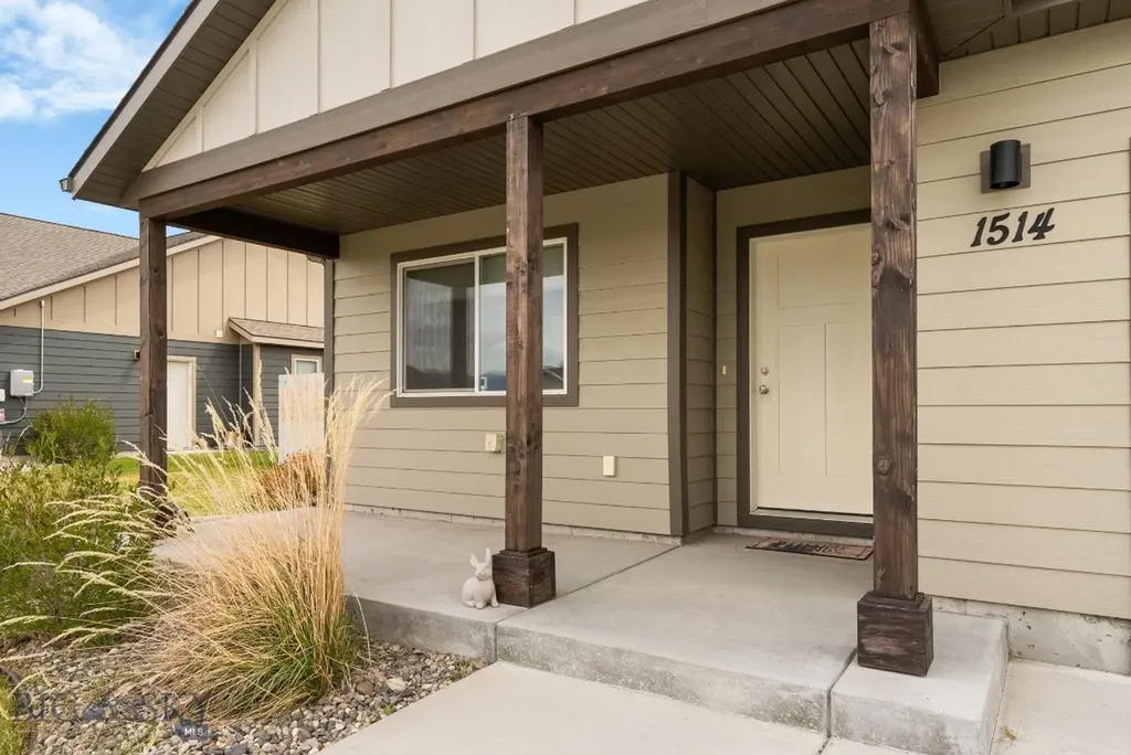 1514 Oakwood Belgrade MT 59714