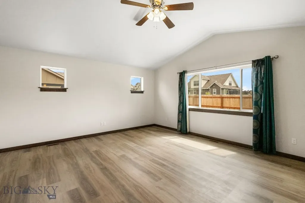 1514 Oakwood Belgrade MT 59714