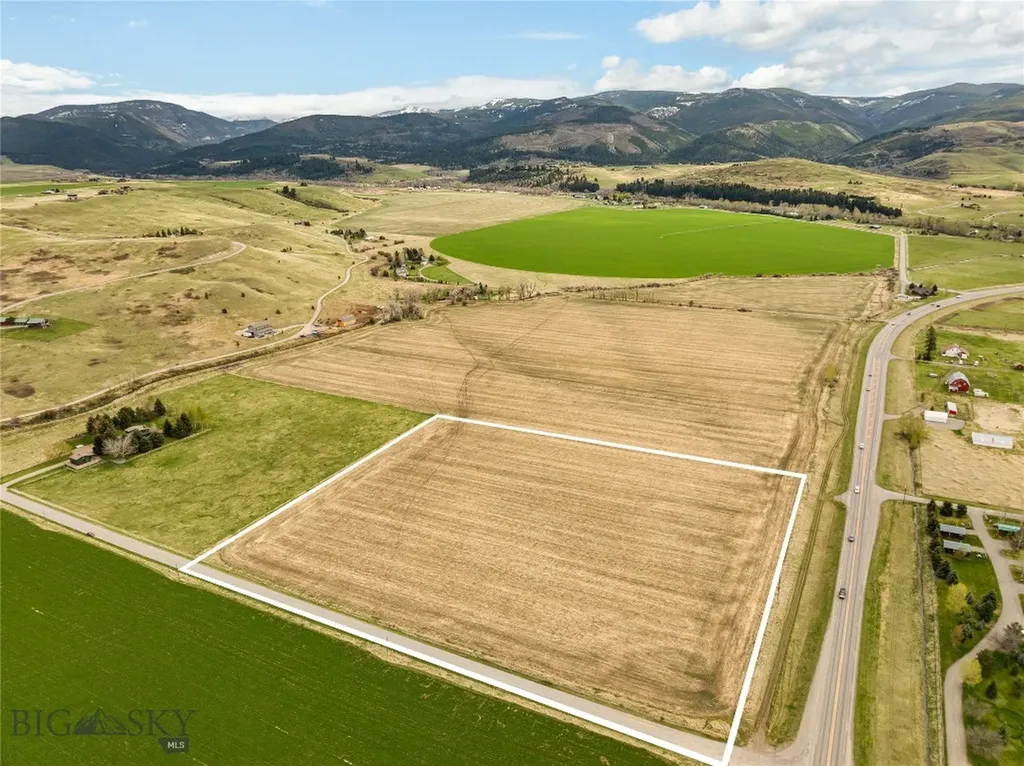 Tbd Hawk Hill Road Gallatin Gateway MT 59730