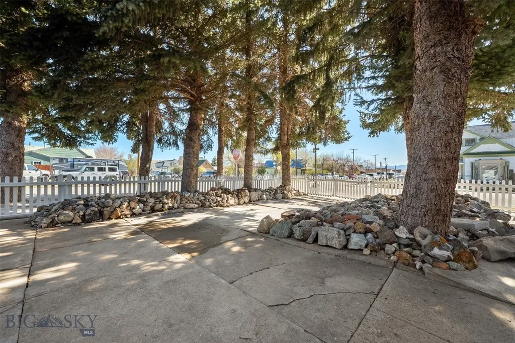602 Ash Street Anaconda MT 59711