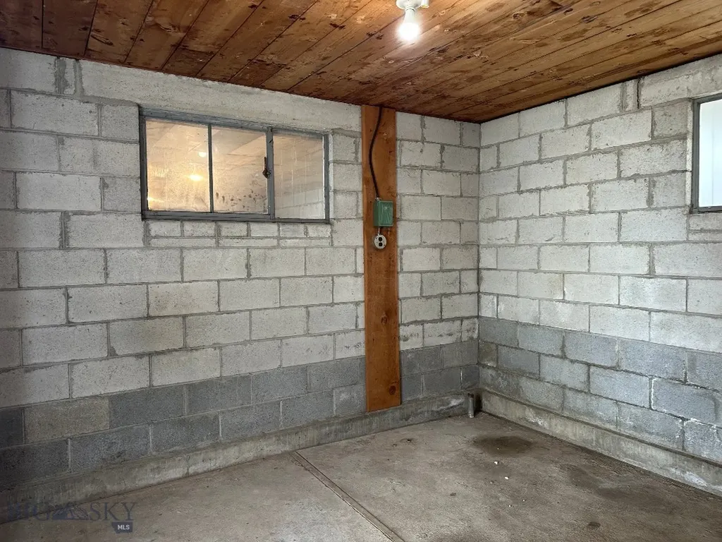 602 Ash Street Anaconda MT 59711