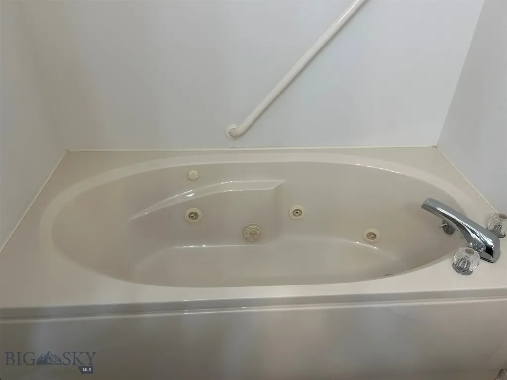 3 Chesapeake Drive Livingston MT 59047