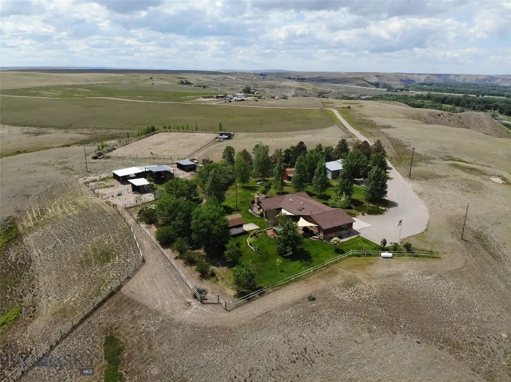 42 River Ridge Lane Shelby MT 59474