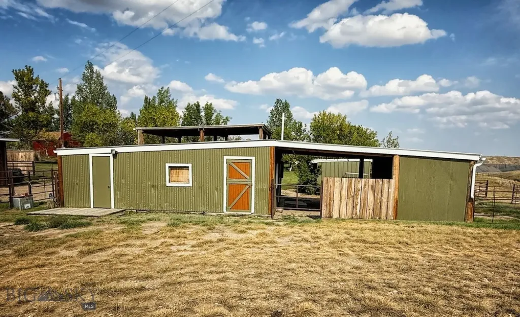 42 River Ridge Lane Shelby MT 59474