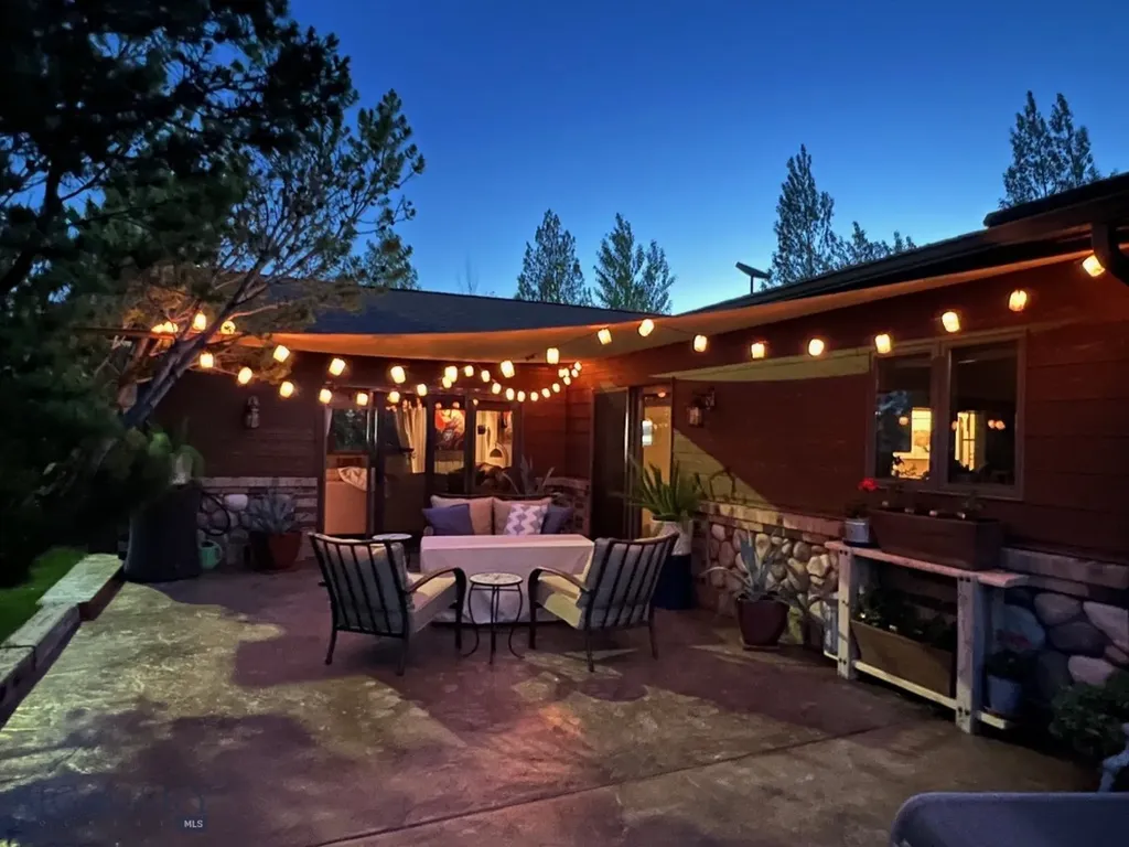 42 River Ridge Lane Shelby MT 59474