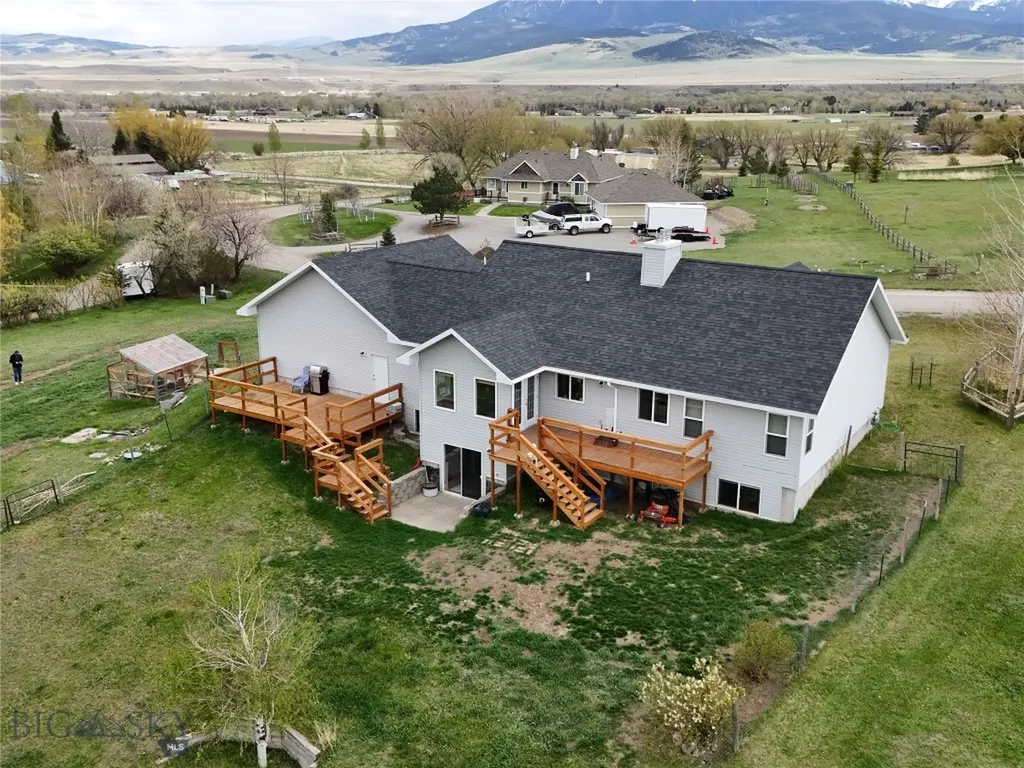 24 Kindsfather Drive Livingston MT 59047