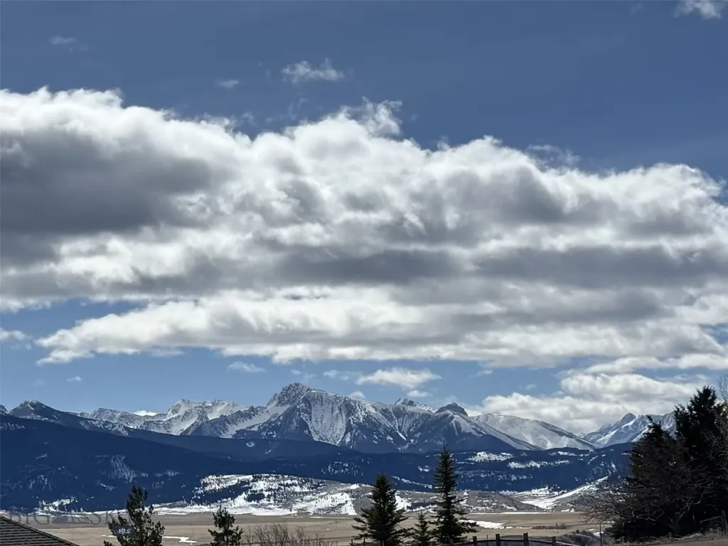 24 Kindsfather Drive Livingston MT 59047