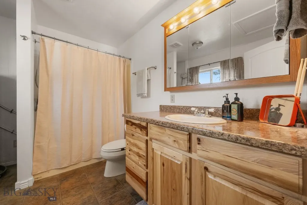 205 N Madison Street Twin Bridges MT 59754