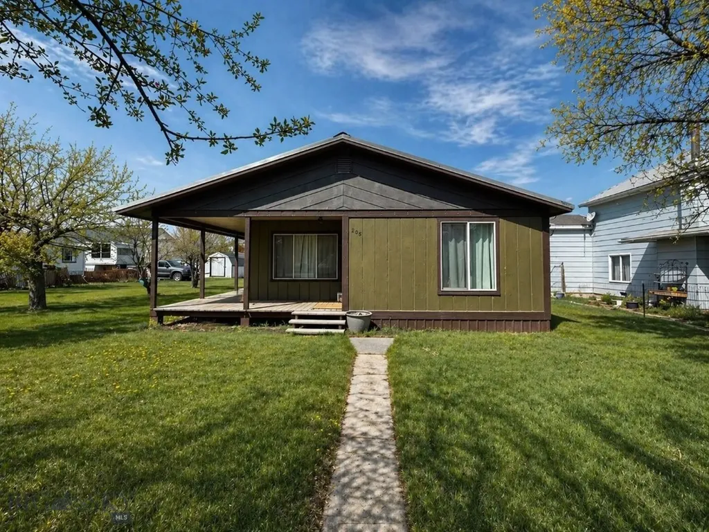 205 N Madison Street Twin Bridges MT 59754