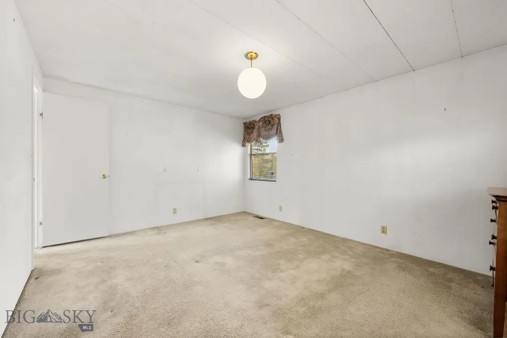 170 Pioneer Drive Dillon MT 59725