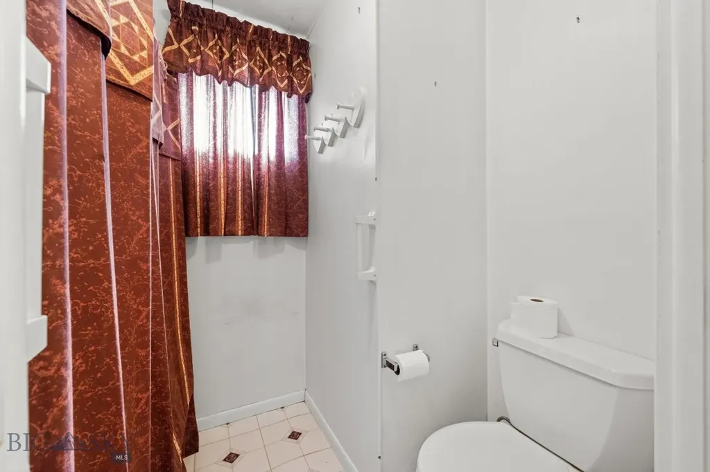 170 Pioneer Drive Dillon MT 59725