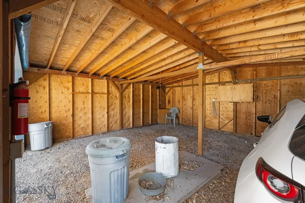 170 Pioneer Drive Dillon MT 59725