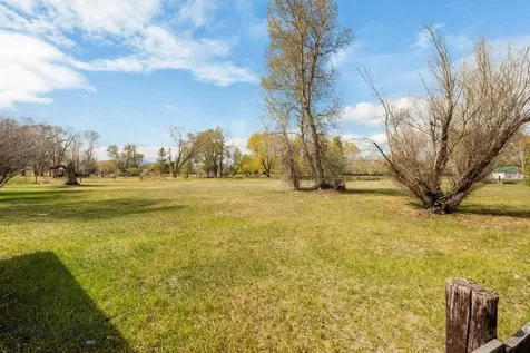 170 Pioneer Drive Dillon MT 59725