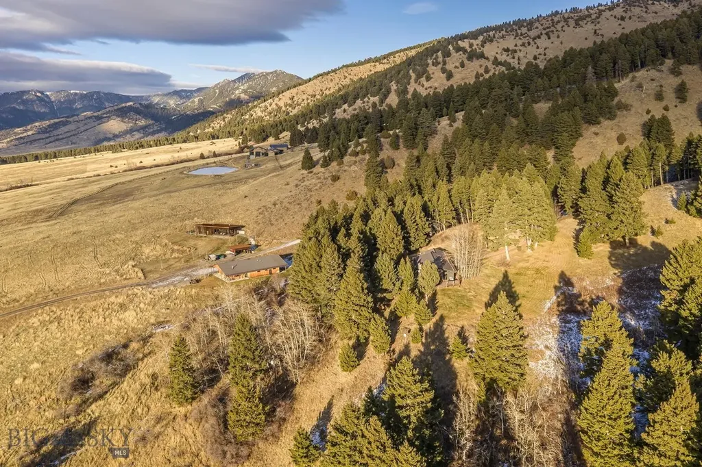 17640 Rocky Mountain Road Belgrade MT 59714