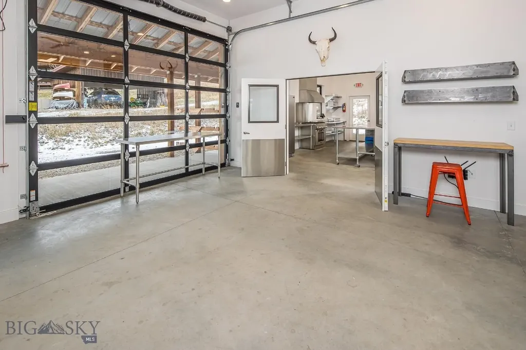 17640 Rocky Mountain Road Belgrade MT 59714