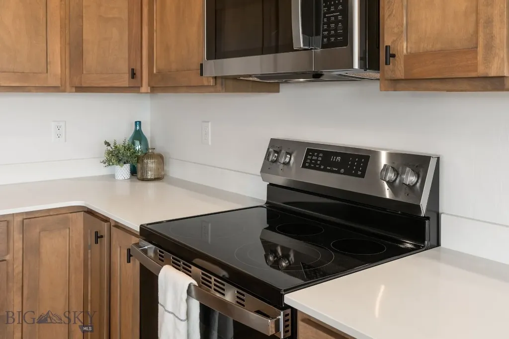 100 Bow Perch Lane Bozeman MT 59718