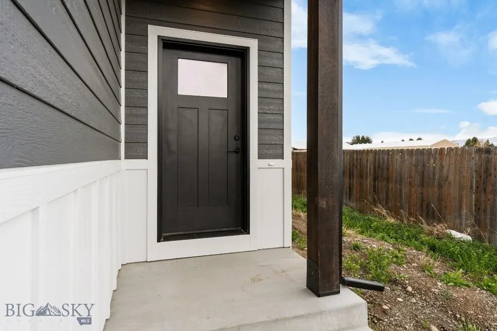 100 Bow Perch Lane Bozeman MT 59718