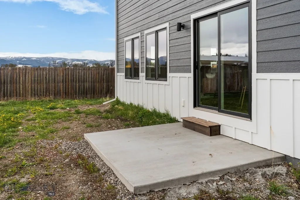 100 Bow Perch Lane Bozeman MT 59718