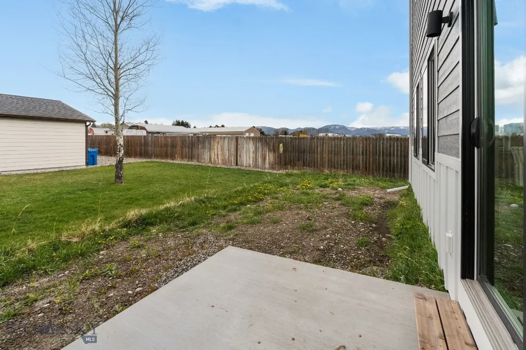 100 Bow Perch Lane Bozeman MT 59718