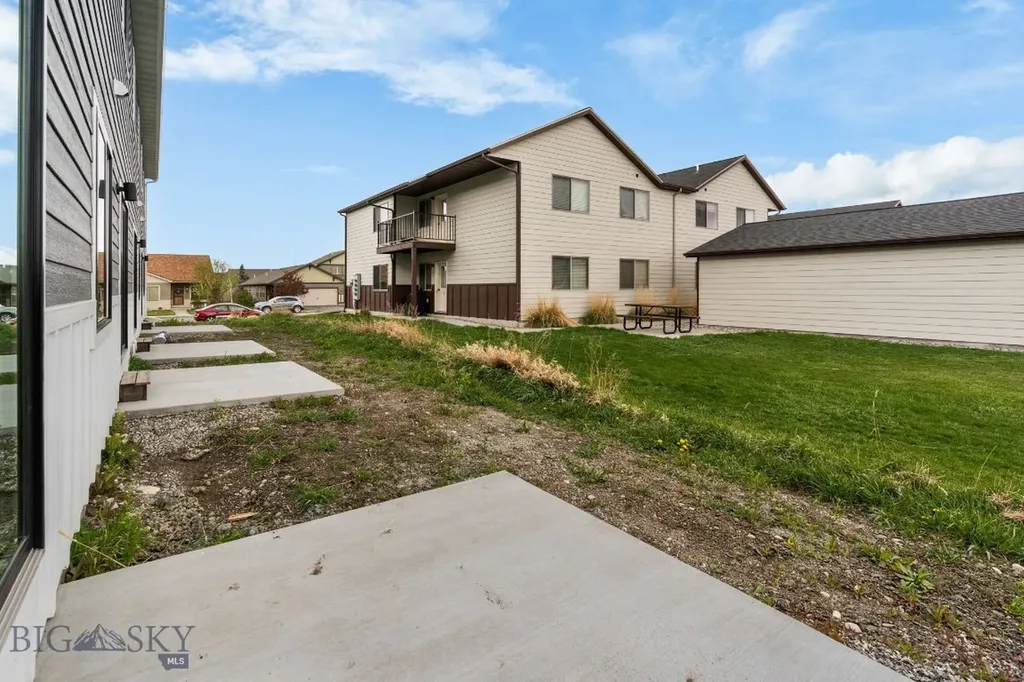 100 Bow Perch Lane Bozeman MT 59718