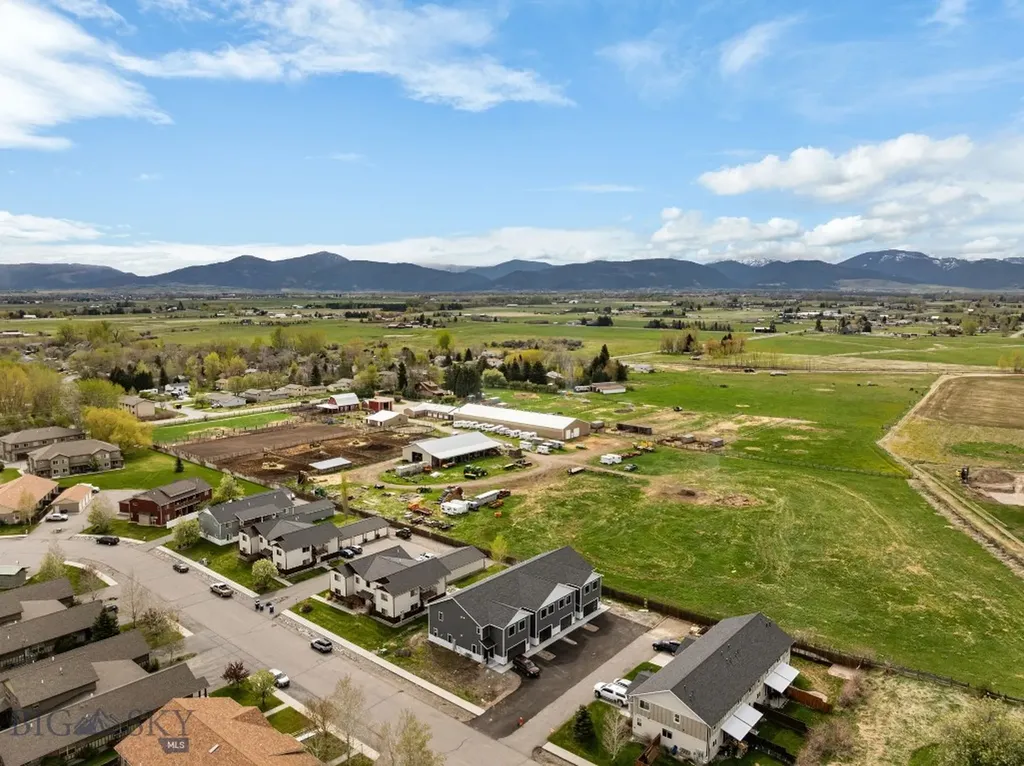100 Bow Perch Lane Bozeman MT 59718